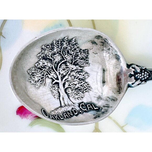 Antique Sterling silver Oakland California Souvenir Spoon Ornate Tree - Picture 10 of 13